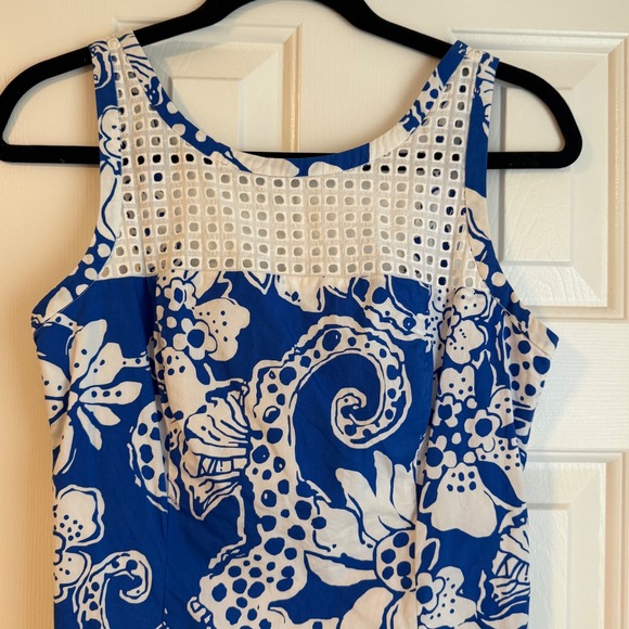 Lilly Pulitzer Marianne Shift Dress Blue & White Seahorse & Floral Eyelet Lace 2 - Picture 14 of 16